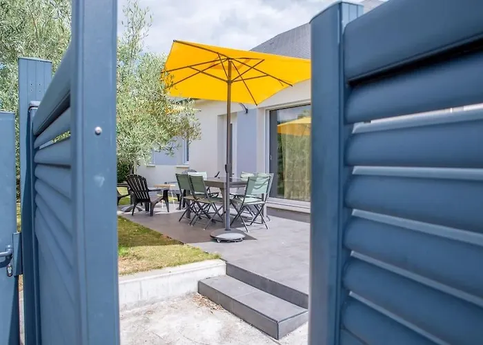 De L'olivier Cantenay-Epinard